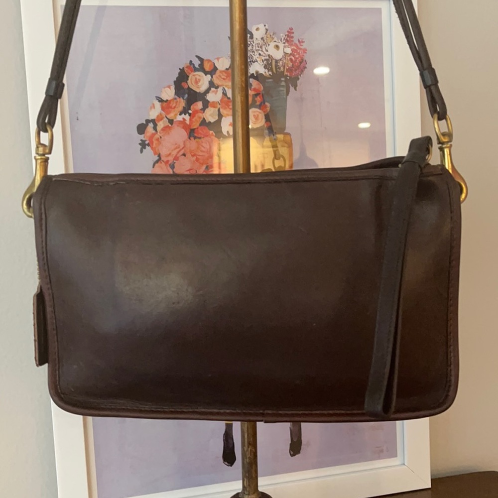 Vintage Coach NYC Zippered Bag Excellent Condition!